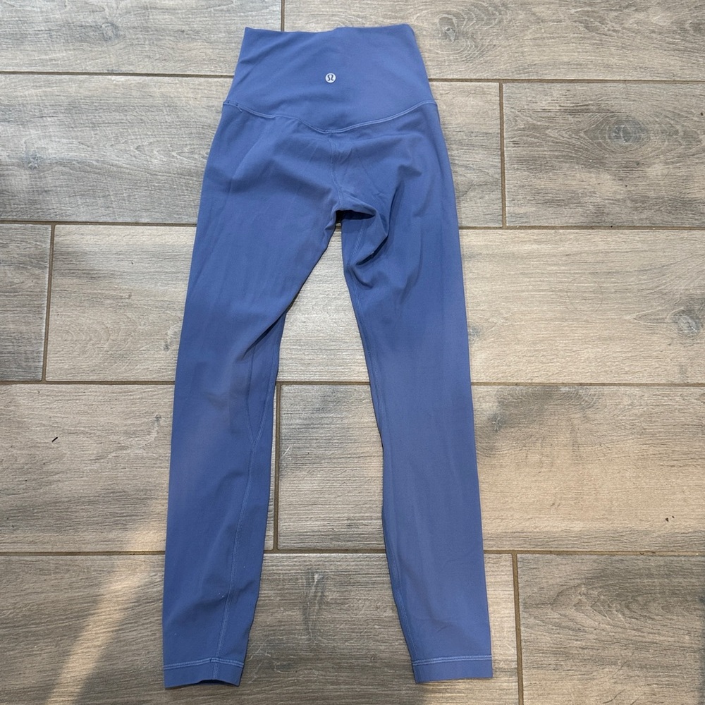 Lululemon - Picture 2 of 2